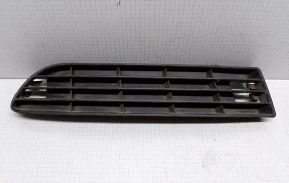 Audi A6 S6 C4 4A Front bumper lower grill 4A0807345J