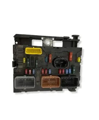 Citroen C4 Grand Picasso Fuse module 9659741780