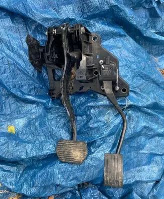 Peugeot 508 RXH Brake pedal 9808827380 0024275