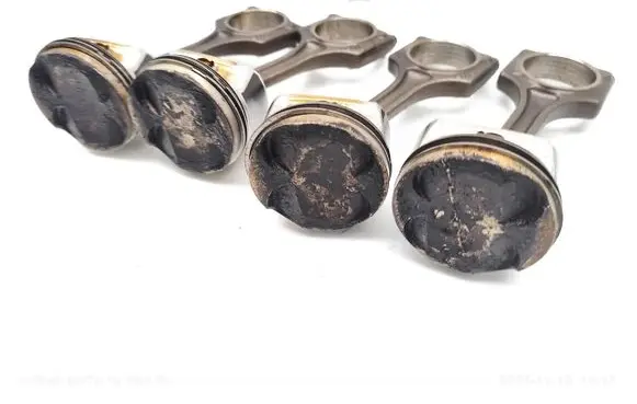 Citroen DS4 Piston with connecting rod 5FS EP6C
