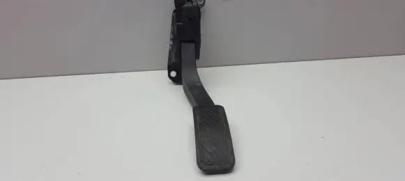 Ford Fiesta Accelerator throttle pedal
