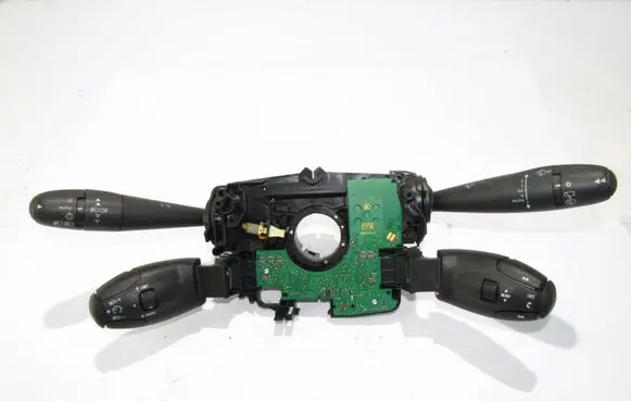 Multifunctional control switch/knob