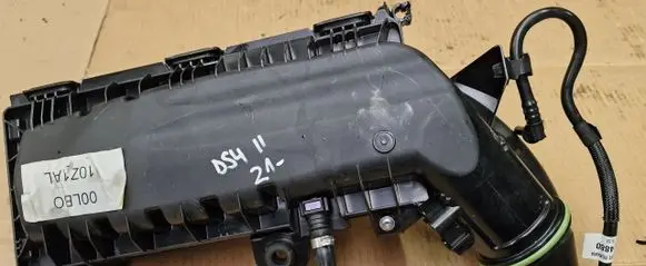 Citroen DS4 Air filter box cover 9845151280