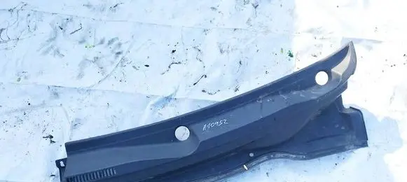 Toyota Corolla Verso AR10 Wiper trim 557820F010