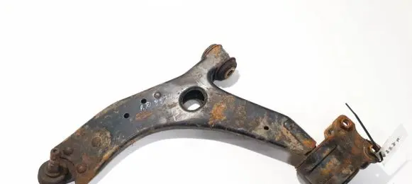 Volvo V50 Front lower control arm/wishbone