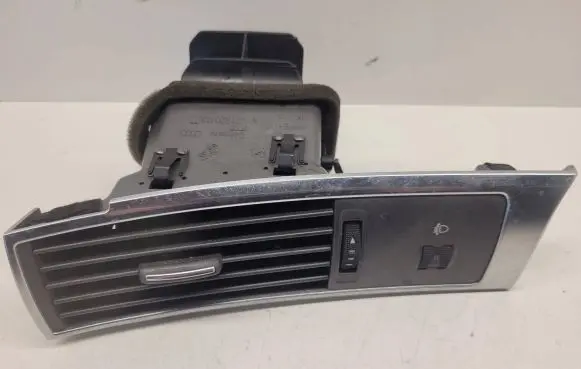 Audi A6 S6 C6 4F Dashboard side air vent grill/cover trim 4F1820901C