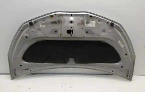 Toyota Yaris Engine bonnet/hood sound/heat insulation 105906