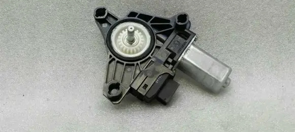 Mercedes-Benz GLC X253 C253 Rear door window regulator motor A2059060301