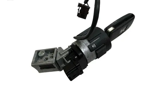 Peugeot 5008 Ignition lock 9663123380