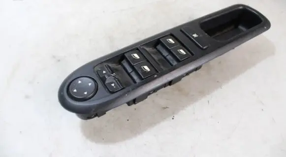Peugeot 407 Electric window control switch