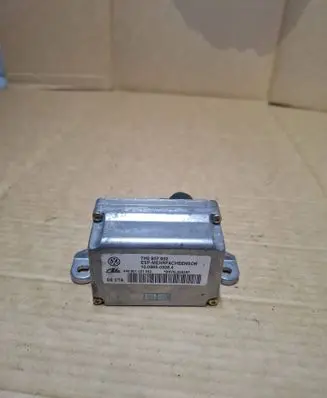 Volkswagen Touareg I ESP acceleration yaw rate sensor 7H0907652