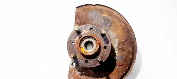 Volvo S40, V40 Front wheel hub