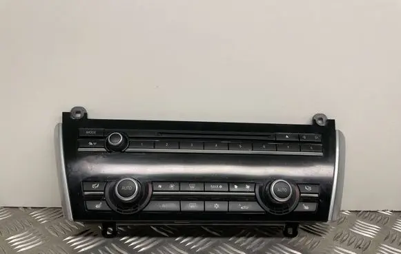 BMW 5 GT F07 Climate control unit 9233658