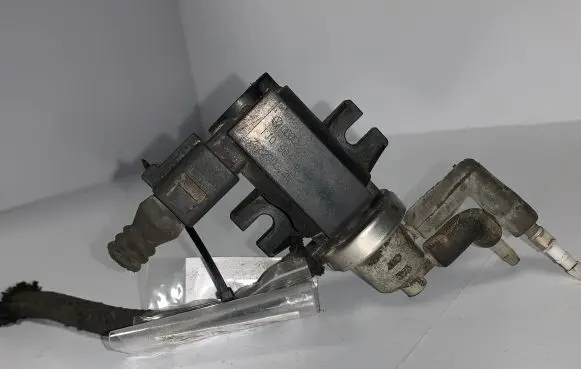Seat Alhambra (Mk1) Turbo solenoid valve 1J0906627A 02T094 72290325
