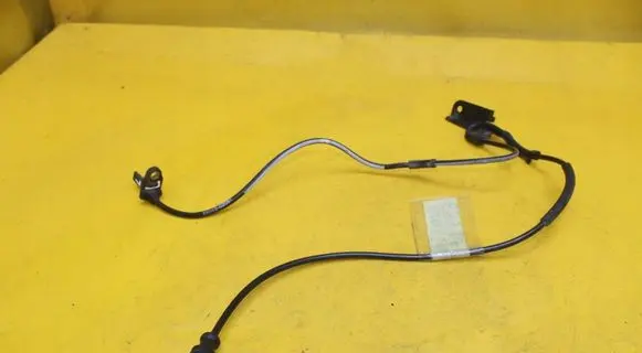 Toyota Auris 150 ABS brake wheel speed sensor 89543-02061