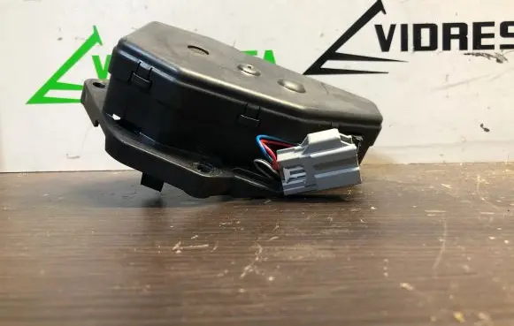 Volvo XC60 Tailgate/trunk/boot lift motor 31335116 311212 D0RYBCZ