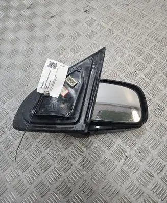 KIA Sorento Front door electric wing mirror 015754