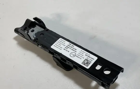 Skoda Fabia Mk3 (NJ) Seat belt adjustment motor 4M0857819A