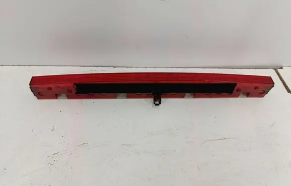 Audi A4 S4 B6 8E 8H Third/center stoplight 28427002