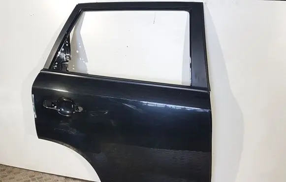 KIA Sorento Rear door 770042P010