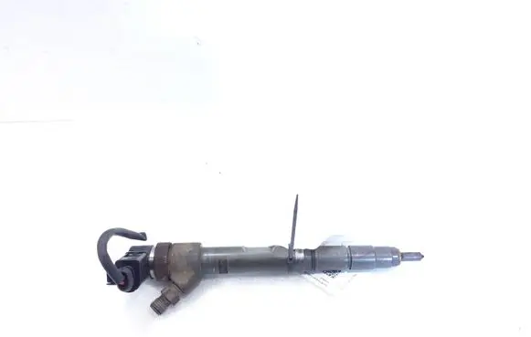 Audi A8 S8 D3 4E Fuel injector 057130277M 0445110158