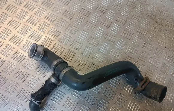 Mercedes-Benz R W251 Engine coolant pipe/hose A2515011582 ZGS005 3318137509