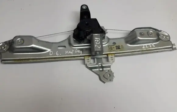 Renault Kadjar Rear door window regulator with motor 827004EA0A