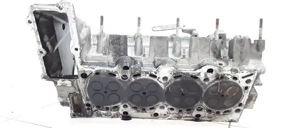 BMW 3 E46 Engine head 