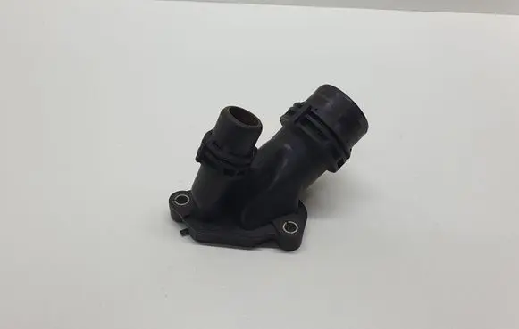 BMW 5 F10 F11 Engine coolant pipe/hose 7800048 10808611