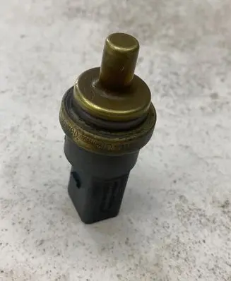 Coolant temperature sensor