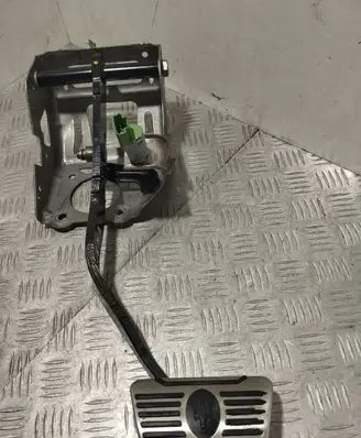 Maserati Levante Brake pedal 06700311050