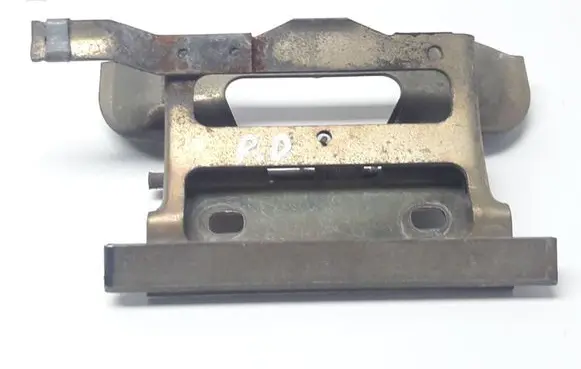 BMW 3 E30 Front door exterior handle/bracket 