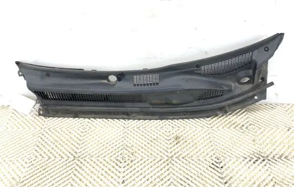 Wiper trim