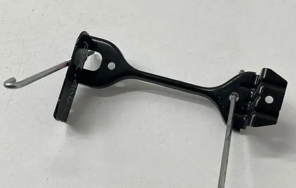 Battery bracket