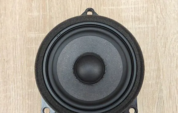 BMW 4 G22 G23 G24 G26 Front door speaker 2622546