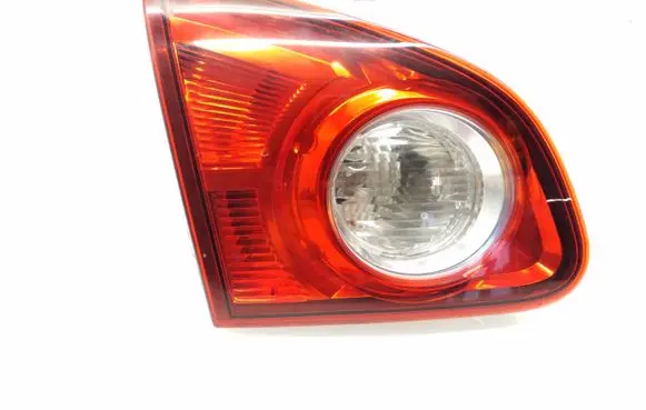 Nissan Qashqai Tailgate rear/tail lights 89071063
