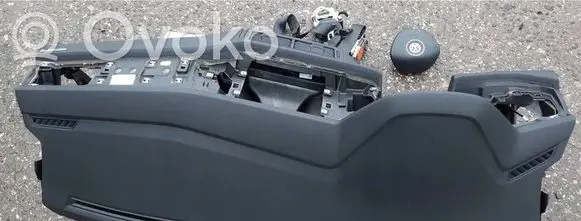 Volkswagen Polo VI Dashboard 