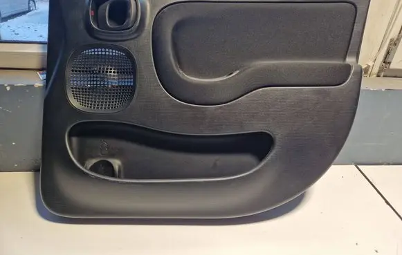 Fiat Panda III Front door card panel trim 07356461110 2187057