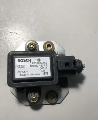 Volkswagen PASSAT B5 ESP acceleration yaw rate sensor 4B0907637A