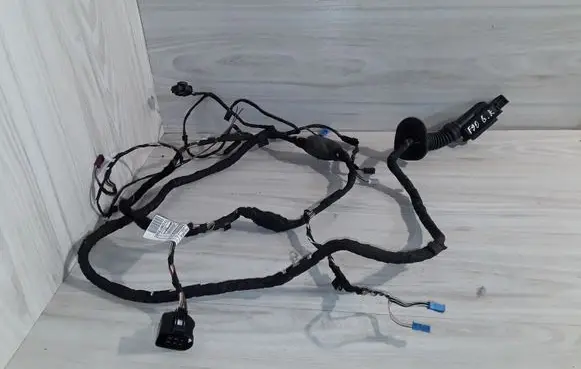 BMW M5 F90 Rear door wiring loom 2070601 8795372 11107810
