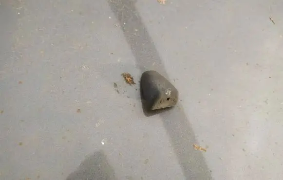 Volvo S60 Windshield washer spray nozzle 