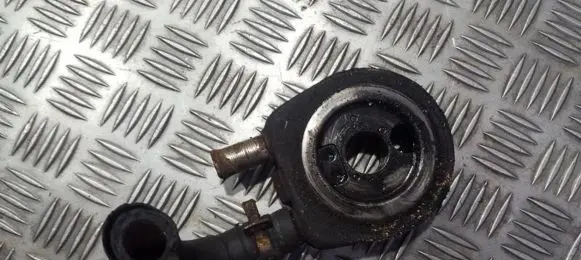 Engine oil radiator