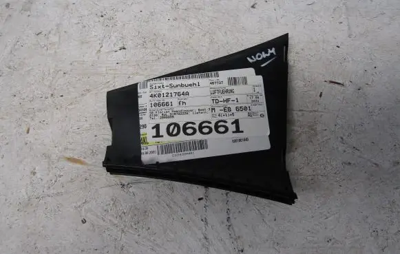 Audi A6 S6 C8 4K Intercooler air guide/duct channel 4K0121764A
