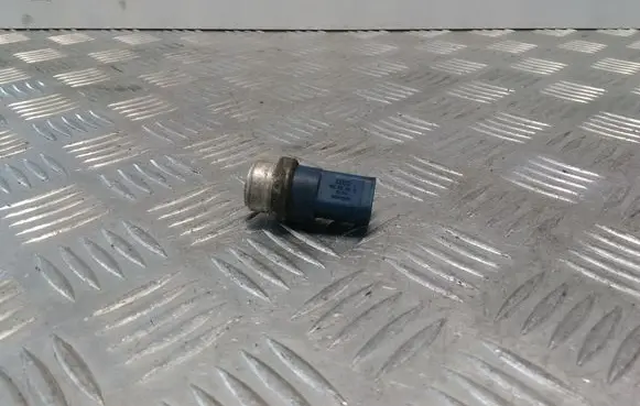 Coolant temperature sensor