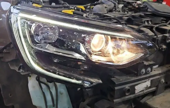 Renault Megane IV Headlight/headlamp 260100141R IMPRK1410380