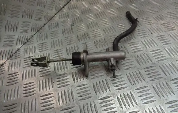 Chevrolet Aveo Clutch release bearing slave cylinder 