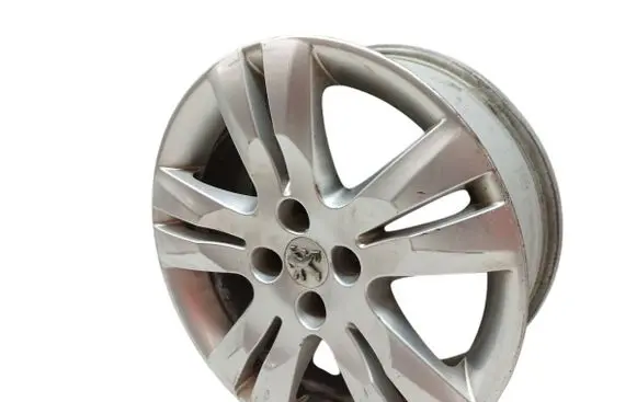 Peugeot 5008 R17 alloy rim 