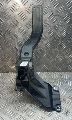 Ford Mondeo Mk III Accelerator throttle pedal 2S719F836DA