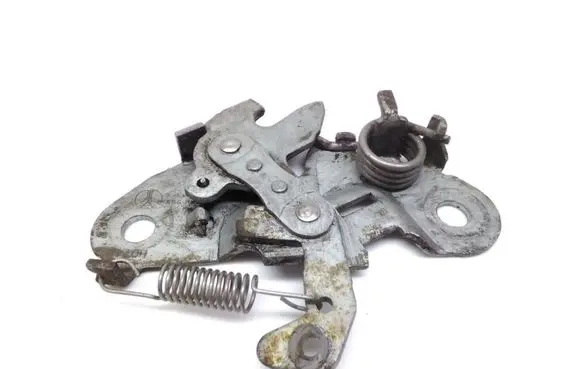 Peugeot 605 Engine bonnet/hood lock/catch