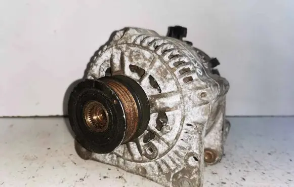 Skoda Octavia Mk1 (1U) Generator/alternator 028903026B 0123310038